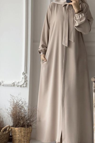 Fiyonklu Zerrin Ferace Bej